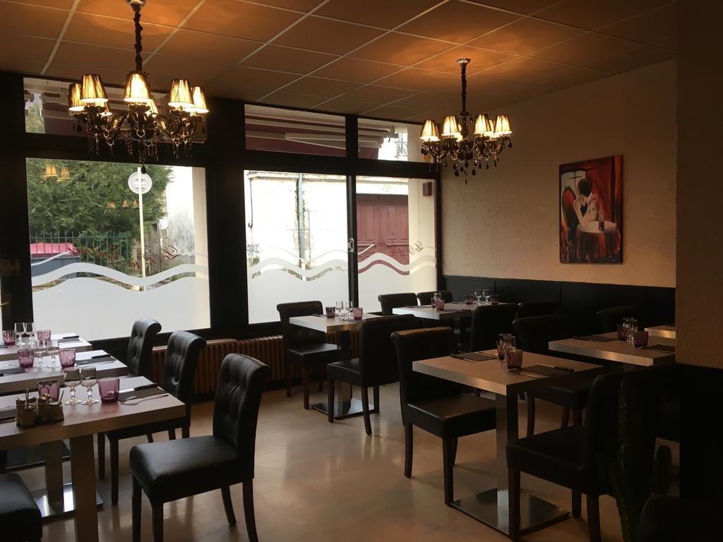 Hotel Du Centre - Restaurant Le P'Tit Gourmet Tonnerre Eksteriør billede