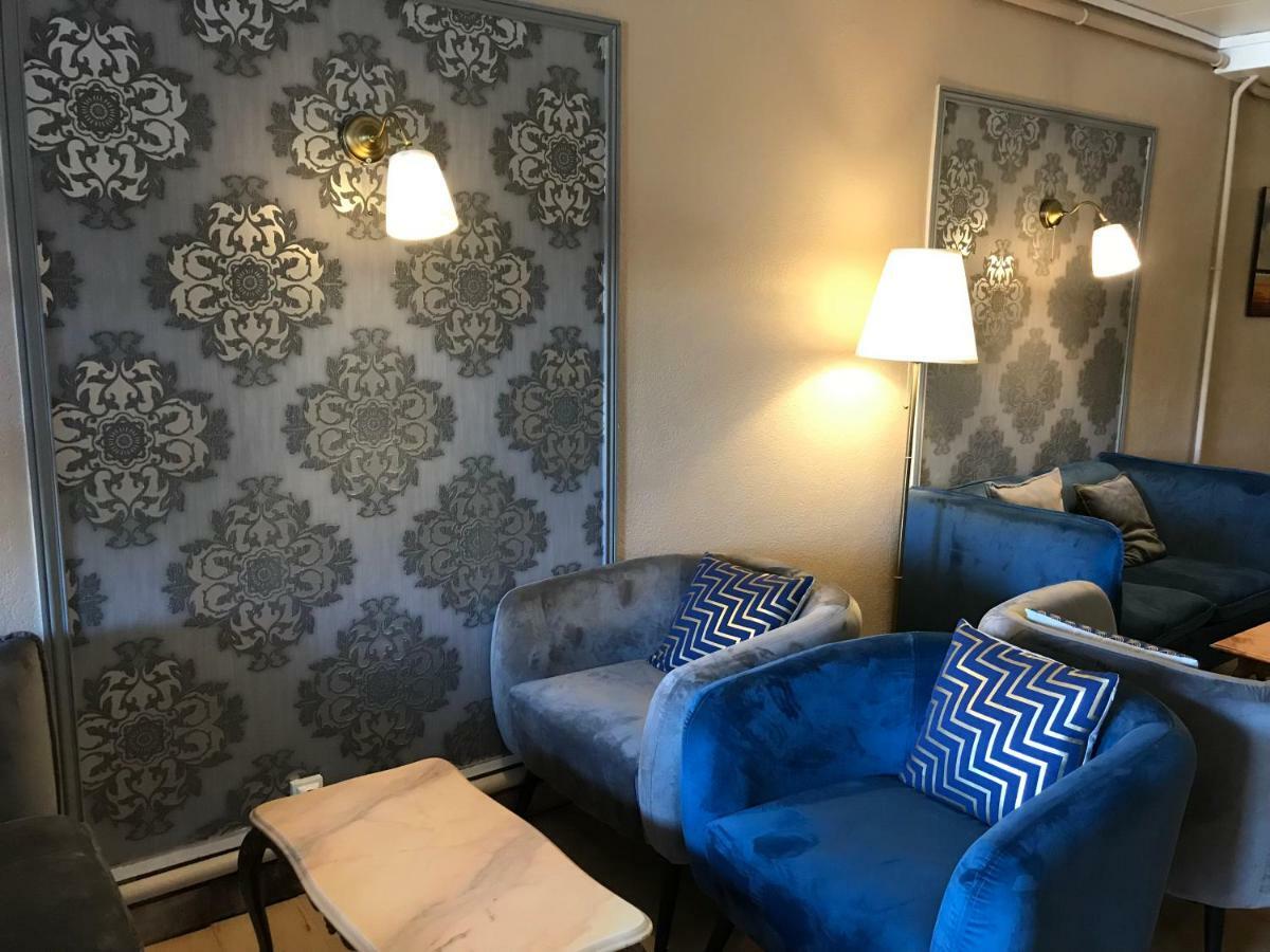 Hotel Du Centre - Restaurant Le P'Tit Gourmet Tonnerre Eksteriør billede